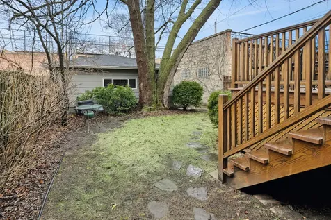 3706 North Leavitt Street Chicago IL 60618