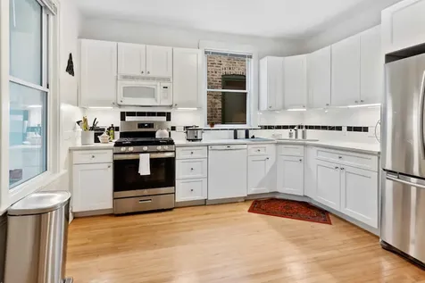 3706 North Leavitt Street Chicago IL 60618