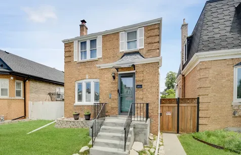 3833 Oak Park Avenue Berwyn IL 60402