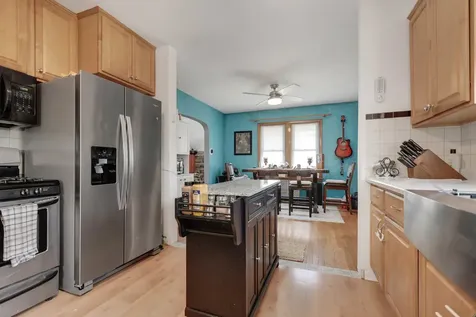 3833 Oak Park Avenue Berwyn IL 60402