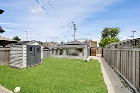 3833 Oak Park Avenue Berwyn IL 60402