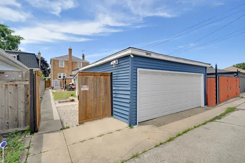 3833 Oak Park Avenue Berwyn IL 60402