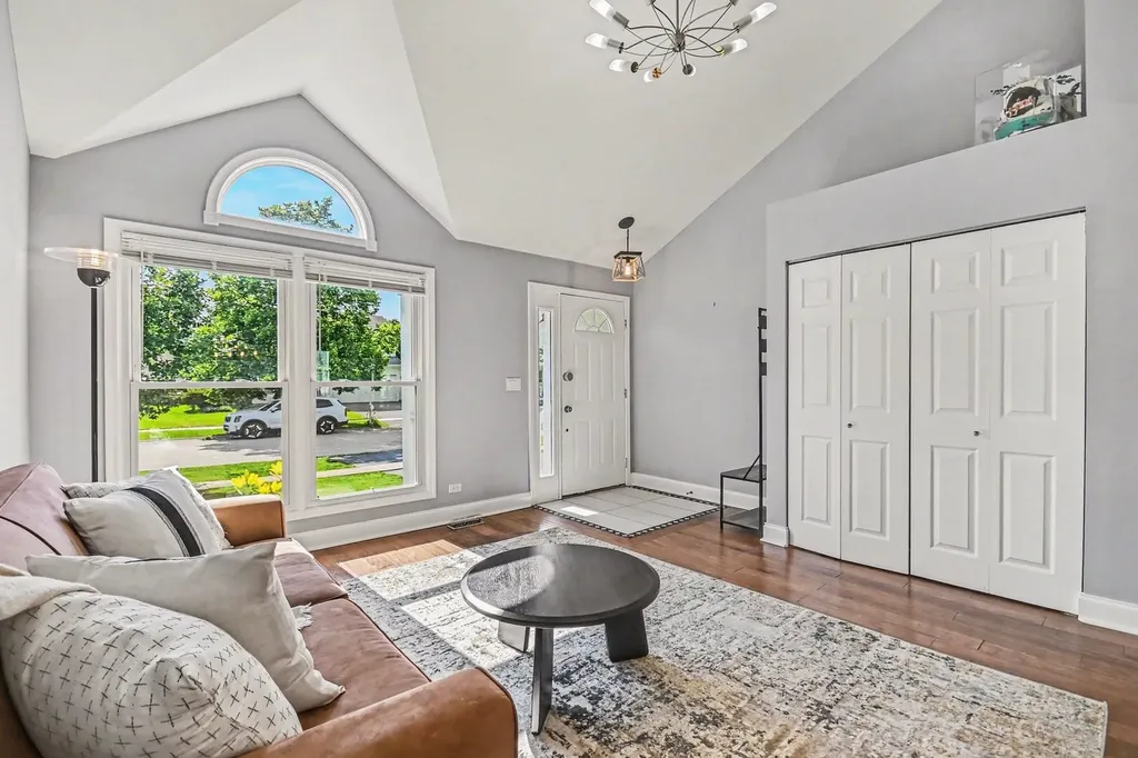 2004 Primrose Drive Plainfield IL 60586
