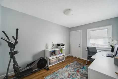 9455 Kelvin Lane Schiller Park IL 60176