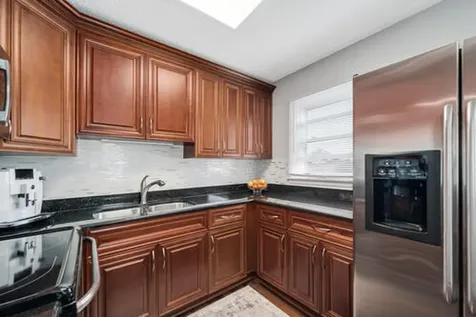 9455 Kelvin Lane Schiller Park IL 60176