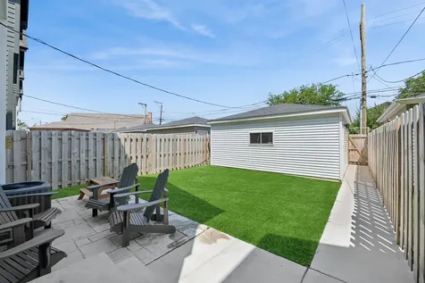 5348 West Argyle Street Chicago IL 60630