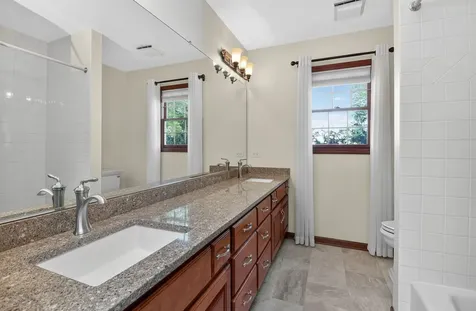0N462 Arbor Court Winfield IL 60190