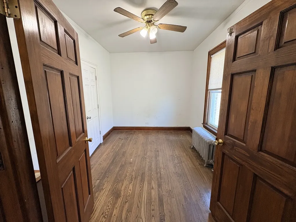 6753 South Artesian Avenue Chicago IL 60629