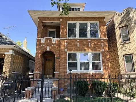 6753 South Artesian Avenue Chicago IL 60629