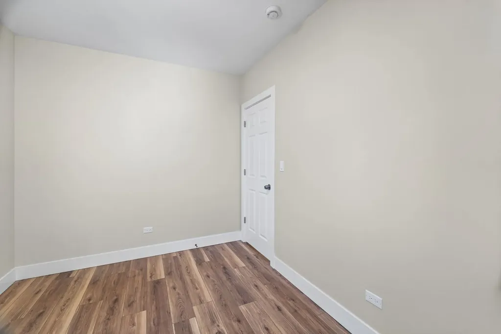 4434 West Monroe Street Chicago IL 60624