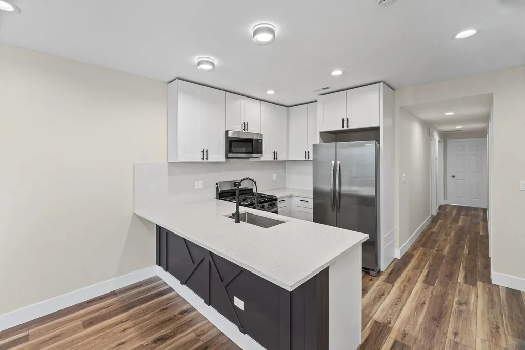 4434 West Monroe Street Chicago IL 60624