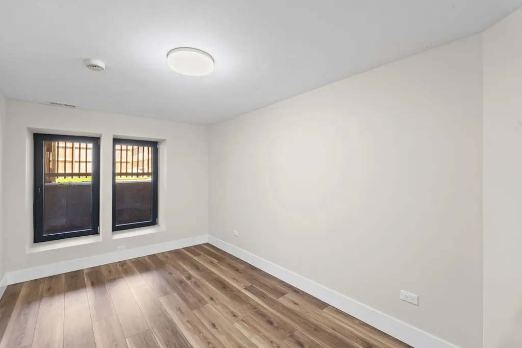 4434 West Monroe Street Chicago IL 60624