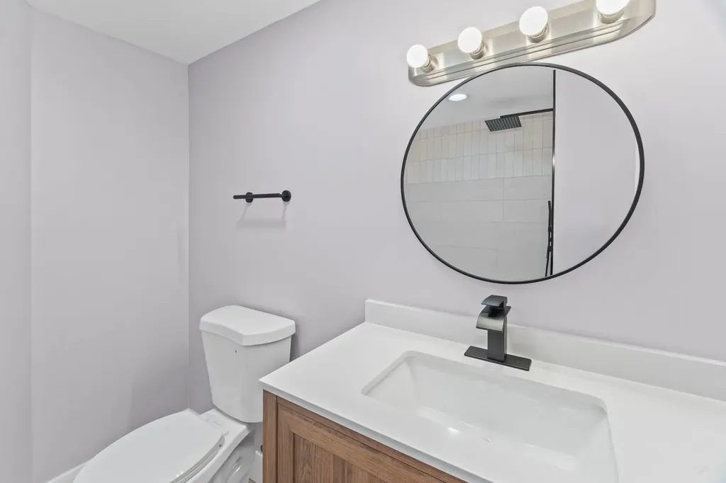 4434 West Monroe Street Chicago IL 60624