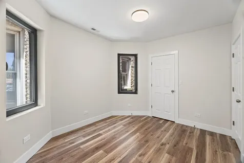 4434 West Monroe Street Chicago IL 60624