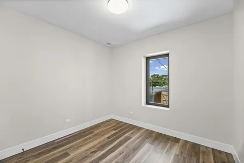 4434 West Monroe Street Chicago IL 60624
