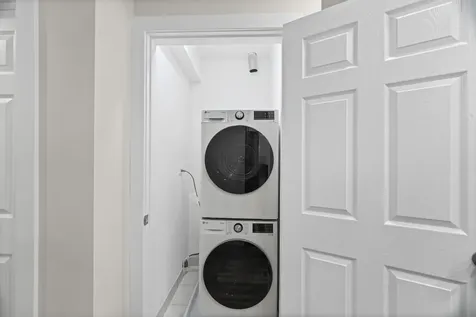 4434 West Monroe Street Chicago IL 60624