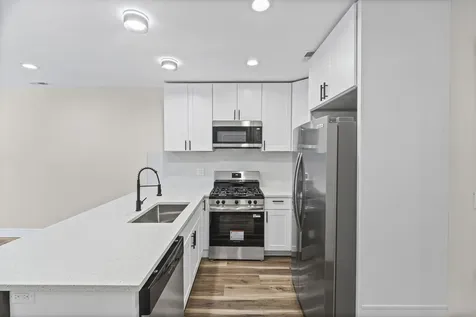 4434 West Monroe Street Chicago IL 60624