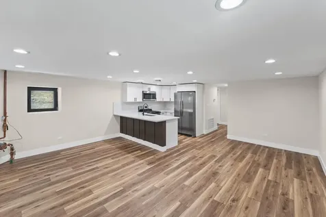 4434 West Monroe Street Chicago IL 60624