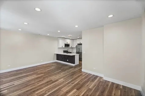 4434 West Monroe Street Chicago IL 60624