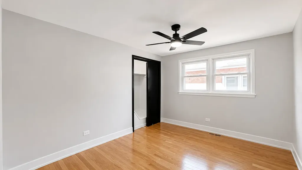 5742 West 63rd Place Chicago IL 60638