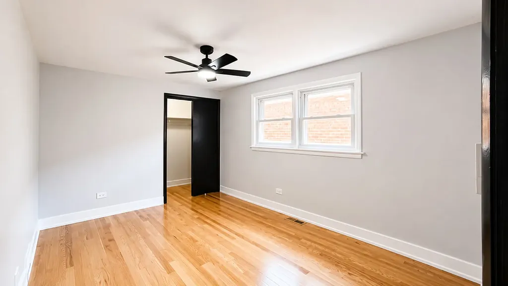 5742 West 63rd Place Chicago IL 60638