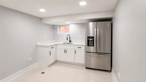 5742 West 63rd Place Chicago IL 60638