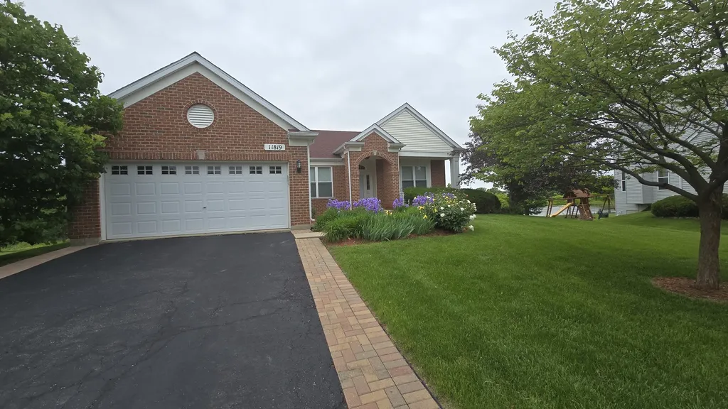 11819 Wolf Creek Lane Plainfield IL 60585