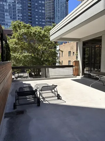 1212 North Wells Street Chicago IL 60610