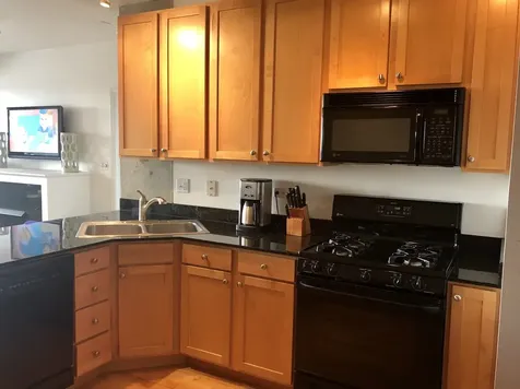 1212 North Wells Street Chicago IL 60610