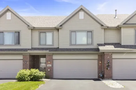 8227 Auburn Lane Frankfort IL 60423