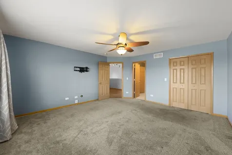 8227 Auburn Lane Frankfort IL 60423