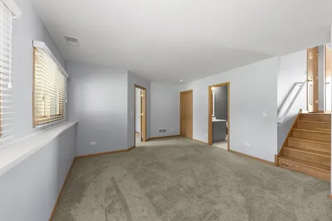 8227 Auburn Lane Frankfort IL 60423