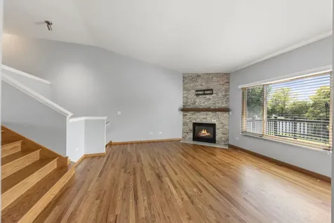 8227 Auburn Lane Frankfort IL 60423