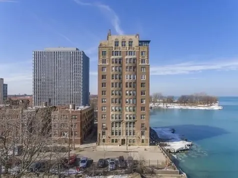 2666 East 73rd Street Chicago IL 60649