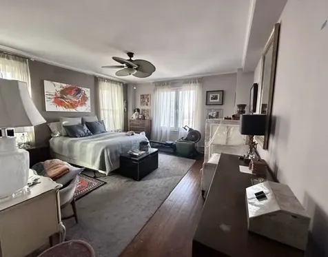 2666 East 73rd Street Chicago IL 60649
