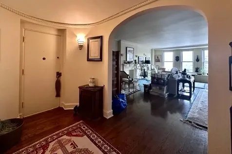 2666 East 73rd Street Chicago IL 60649