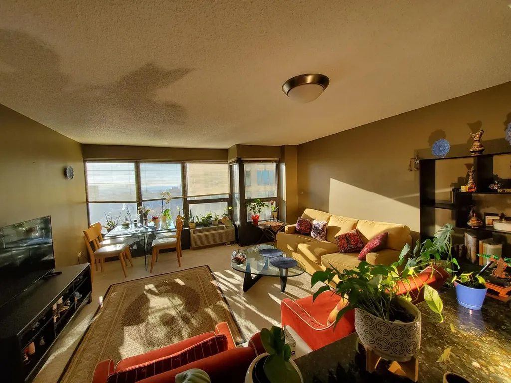 30 East Huron Street Chicago IL 60611