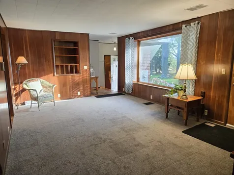 41294 E 100 North Road Bellflower IL 62174