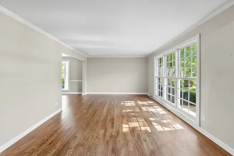 1533 North Belmont Avenue Arlington Heights IL 60004