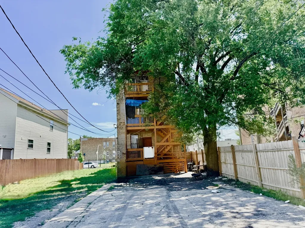 1140 South Keeler Avenue Chicago IL 60624