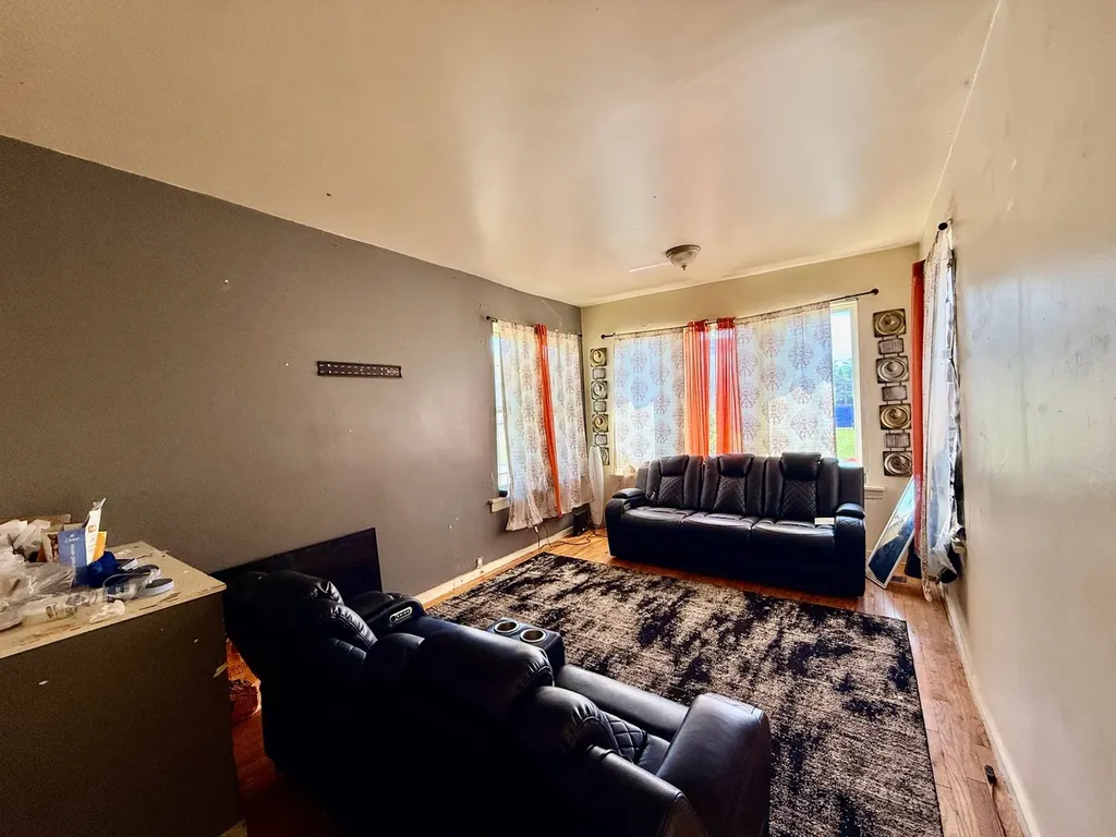 1140 South Keeler Avenue Chicago IL 60624