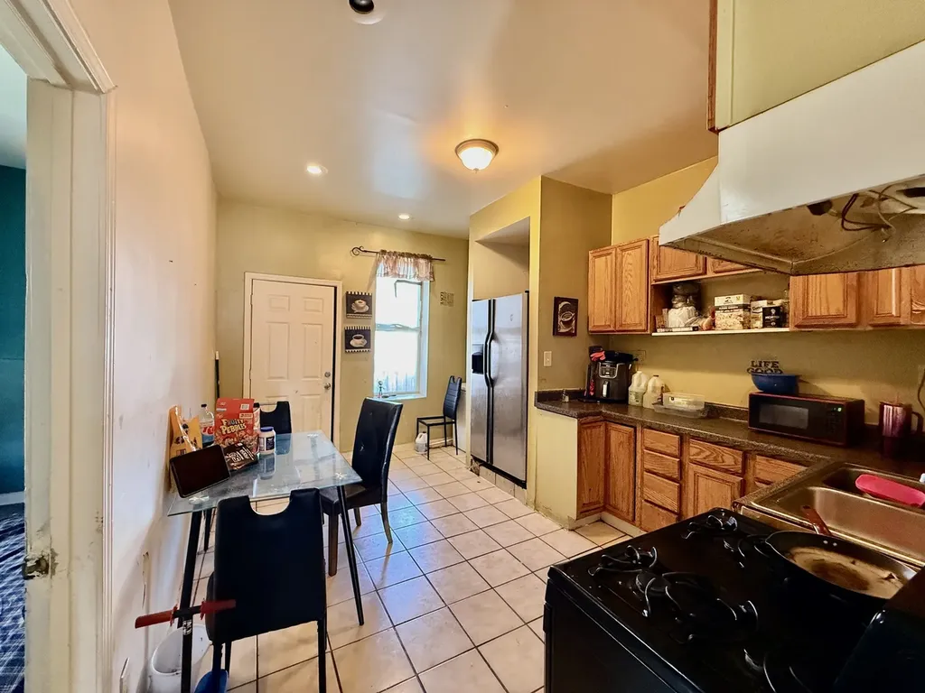 1140 South Keeler Avenue Chicago IL 60624