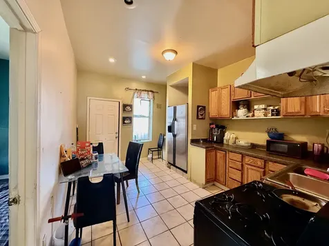 1140 South Keeler Avenue Chicago IL 60624