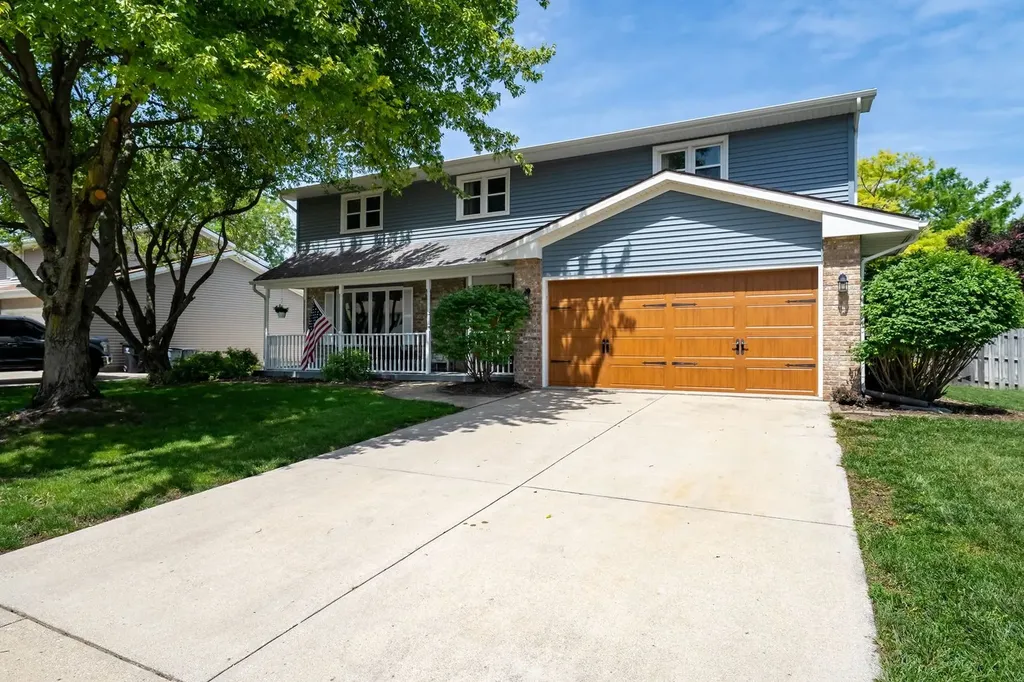 301 South Evergreen Lane Bloomington IL 61704