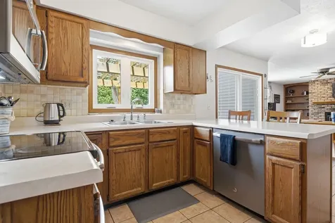 301 South Evergreen Lane Bloomington IL 61704