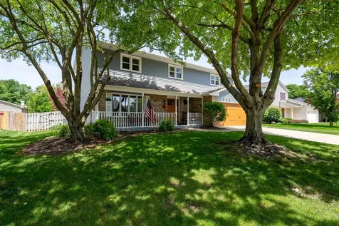 301 South Evergreen Lane Bloomington IL 61704