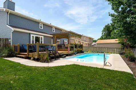 301 South Evergreen Lane Bloomington IL 61704