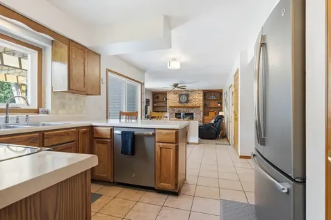 301 South Evergreen Lane Bloomington IL 61704