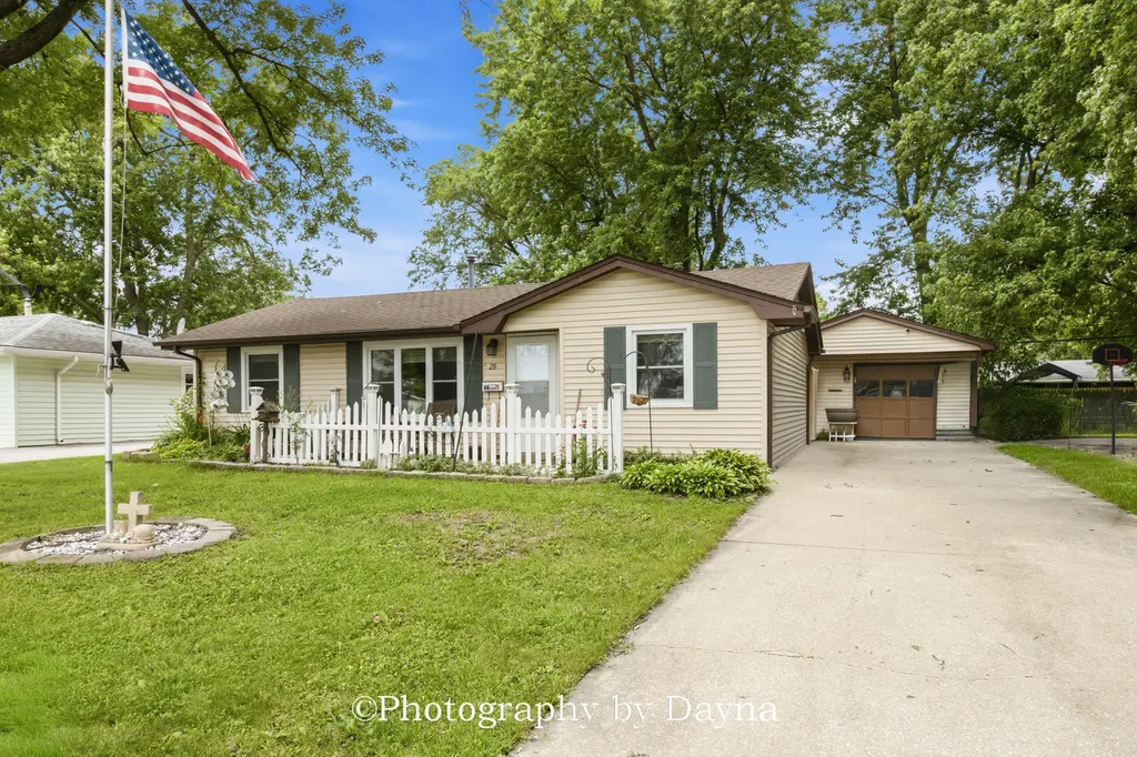 28 Jordan Drive Bourbonnais IL 60914
