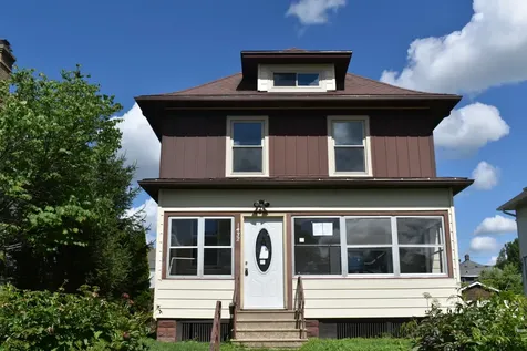 1432 9TH Street Moline IL 61265